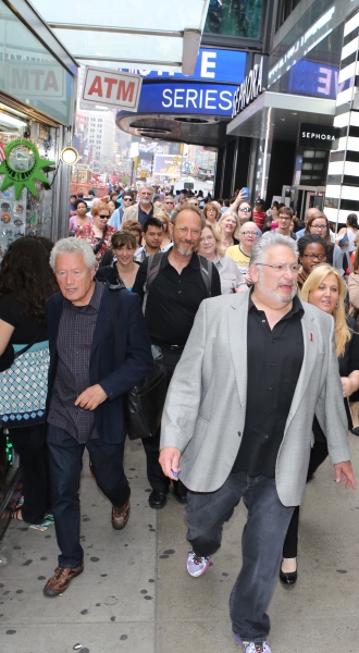 Photo Coverage: Harvey Fierstein and KINKY BOOTS Celebrate the Brooklyn Diner's New 'Harvey Hot Dog'! Image