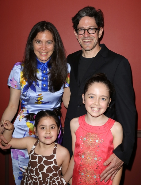 ÃƒÅ Diane Paulus and Randy Weiner with daughters Katharine & Natalie  Photo