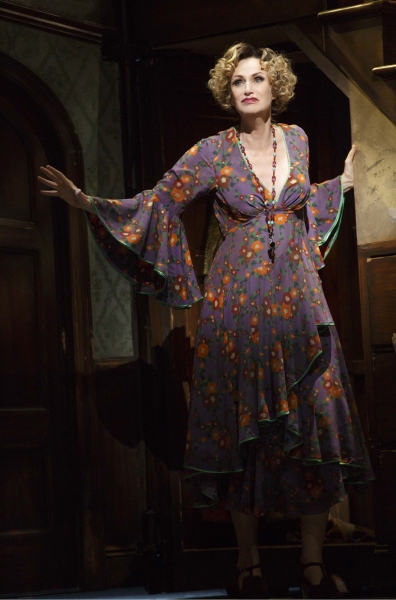 Photo Flash: First Look at Jane Lynch Strutting Her Stuff Onstage as 'Miss Hannigan' in ANNIE! 