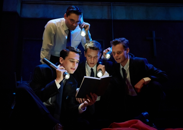 Photo Flash: First Look at SHAKESPEARE'S R&J at Cygnet Theatre Image