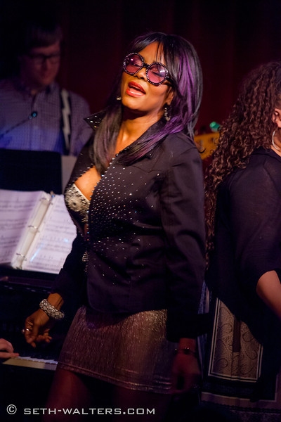 Photo Flash: Tonya Pinkins and More Perform in THE POP SHOW at Birdland Image