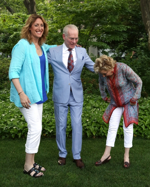 Photo Coverage: Bette Midler Celebrates 18 Years at NYRP's Spring Picnic! Image