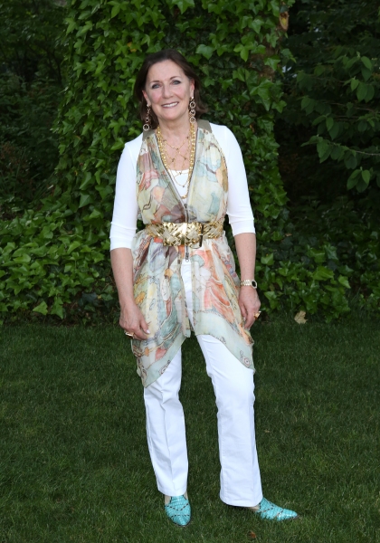 Photo Coverage: Bette Midler Celebrates 18 Years at NYRP's Spring Picnic! Image