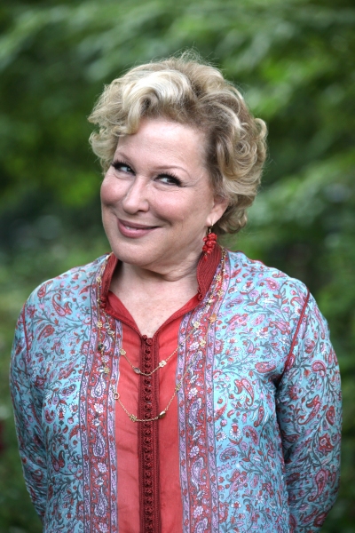 Photo Coverage: Bette Midler Celebrates 18 Years at NYRP's Spring Picnic! Image