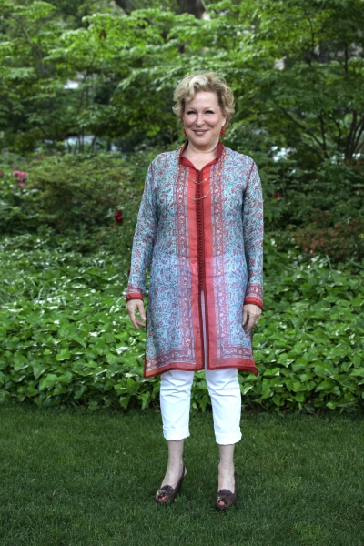 Photo Coverage: Bette Midler Celebrates 18 Years at NYRP's Spring Picnic! Image