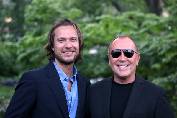 Photo Coverage: Bette Midler Celebrates 18 Years at NYRP's Spring Picnic! Image