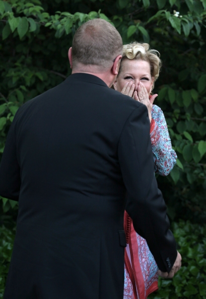 Photo Coverage: Bette Midler Celebrates 18 Years at NYRP's Spring Picnic! Image