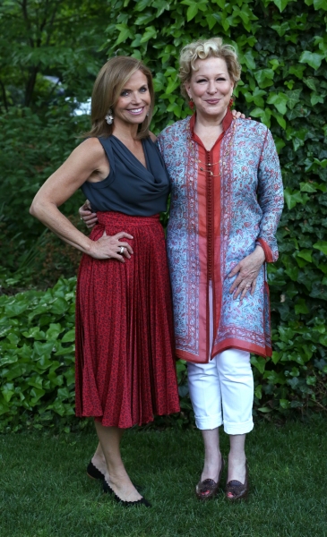 Photo Coverage: Bette Midler Celebrates 18 Years at NYRP's Spring Picnic! Image