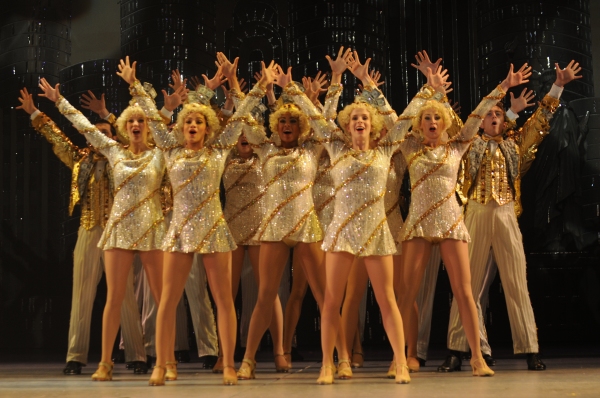 Photo Flash: First Look at Joey Fatone, Ryan Patrick Sullivan, Tyler Hanes and More in Pittsburgh CLO's 42ND STREET Image