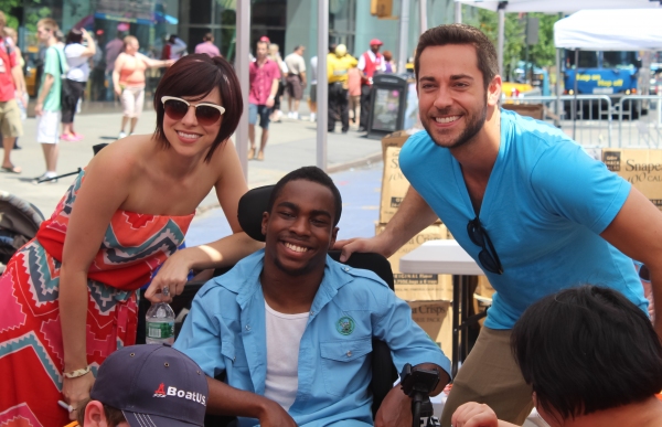 Photo Coverage: Krysta Rodriguez, Zachary Levi & More at BROADWAY ROCKS TIMES SQUARE! 