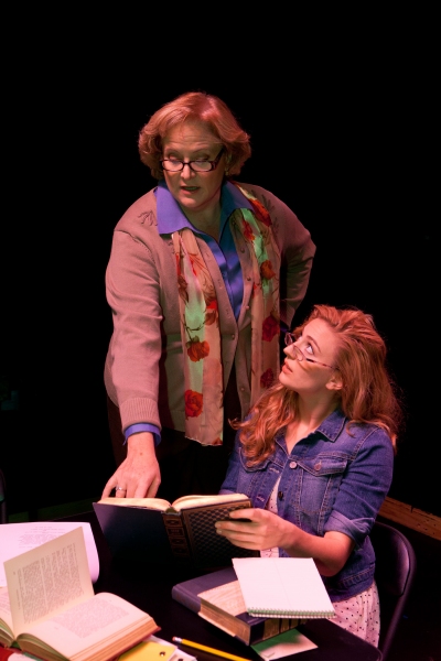 Photo Flash: First Look at Mad Cow Theatre's COLLECTED STORIES, Opening 6/21 