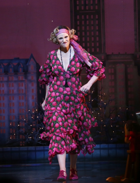 Photo Coverage: ANNIE Cast Celebrates Charles Strouse's 85th Birthday! Image
