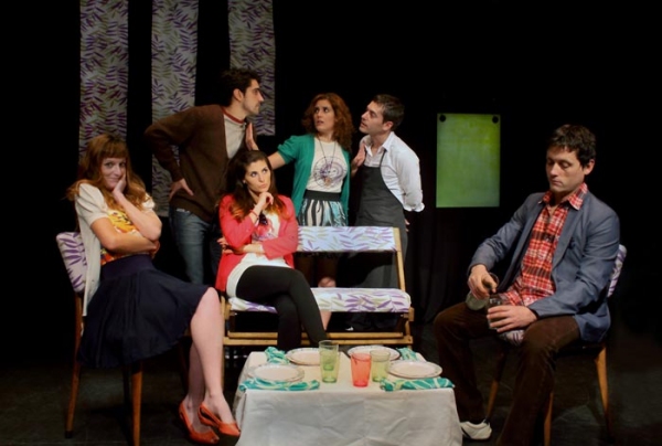 Photo Flash: ALMUERZO EN LA PURA at Teatro La Galer Image