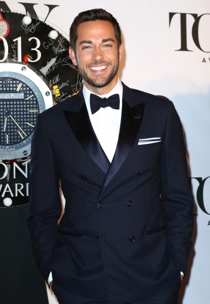 Zachary Levi  Photo