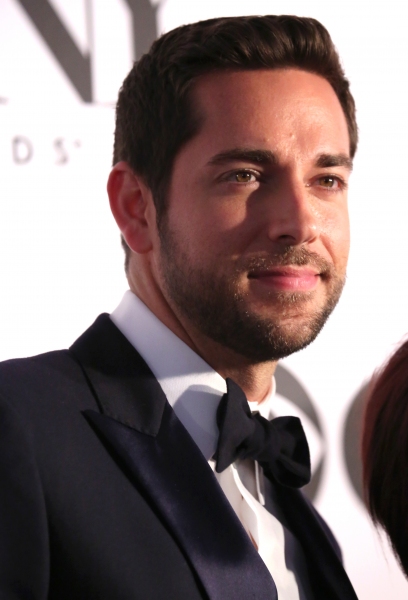 Zachary Levi  Photo