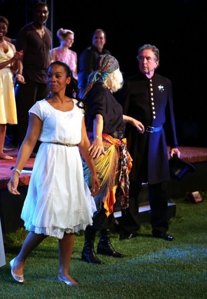 Photo Coverage: Glenn Close, Kevin Kline & More Take Bows in Public's PIRATES OF PENZANCE Gala Image