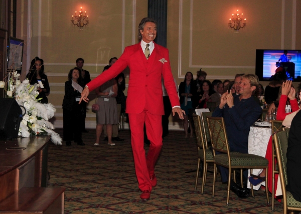 Photo Coverage: Inside Tommy Tune's Actors Fund Tony Awards Viewing Party Image