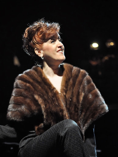 Photo Flash: First Look at Angie Schworer, Sara Gettelfinger and More in Reagle Music Theatre's CHICAGO Image