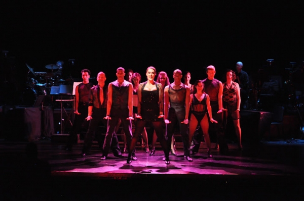 Photo Flash: First Look at Angie Schworer, Sara Gettelfinger and More in Reagle Music Theatre's CHICAGO Image