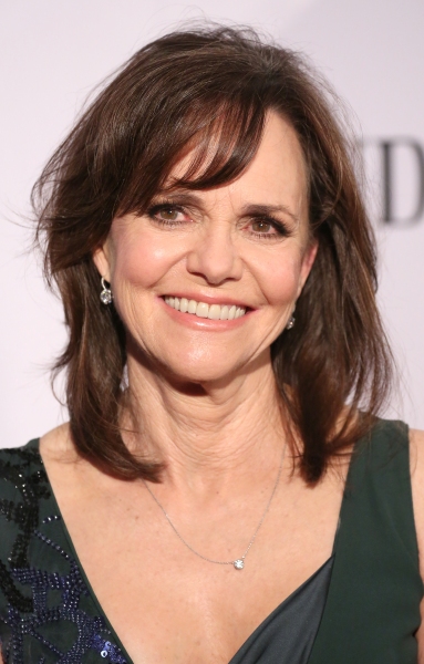 Photo Coverage: Tony's Red Carpet Special- The Best Hair, Makeup & Bling- Part 1! Image