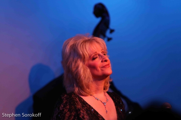 Photo Coverage: Julie Budd Brings SHOW-STOPPER to Metropolitan Room Image