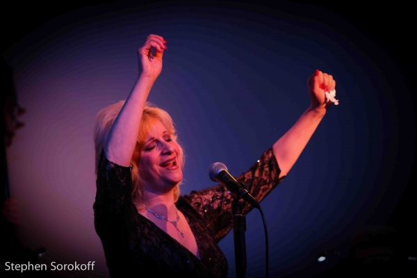 Photo Coverage: Julie Budd Brings SHOW-STOPPER to Metropolitan Room Image