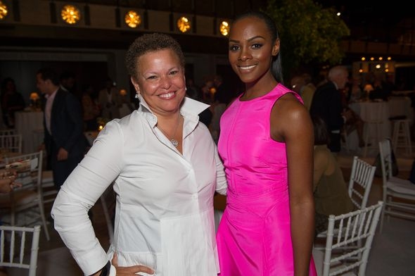 Photo Flash: Alvin Ailey American Dance Theater Opens Season at Lincoln Center Image