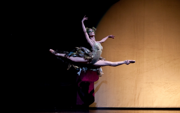Ballet: PETER PAN. Choreographer: Trey McIntyre. Dancer(s): Karina Gonzalez. Photo