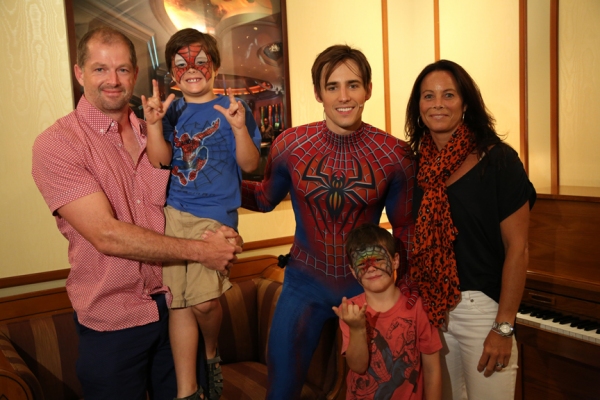 Photo Flash: SPIDER-MAN Celebrates Father's Day With Dads Backstage! Image
