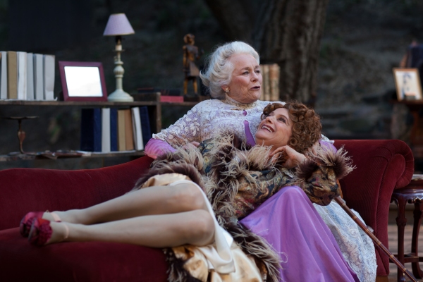 Photo Flash: First Look at Theatricum Botanicum's THE ROYAL FAMILY, Opening 6/22 Image