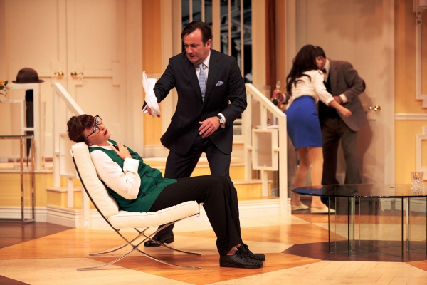 Photo Flash: First Look at Nora Dunn in Drury Lane Theatre's BOEING-BOEING! Image