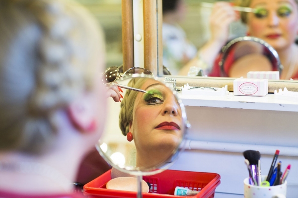 Photo Flash: Behind the Scenes of CHARLIE AND THE CHOCOLATE FACTORY Image