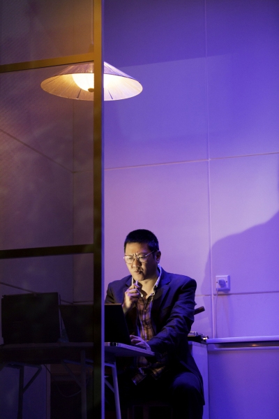 Photo Flash: First Look at Benedict Wong, Claudie Blakley and More in CHIMERICA Image