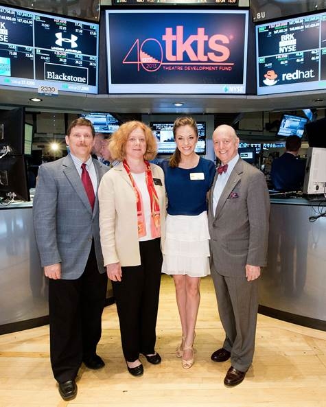 Photo Flash: Laura Osnes Rings Bell at New York Stock Exchange! 