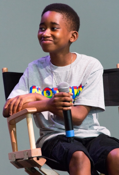 Photo Coverage: MOTOWN Cast Performs at the Apple Store! 
