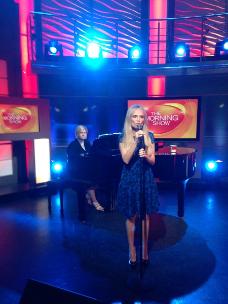 BWW Exclusive: Kristin Chenoweth's 2013 Sold-Out Australian Tour Scrapbook! Image