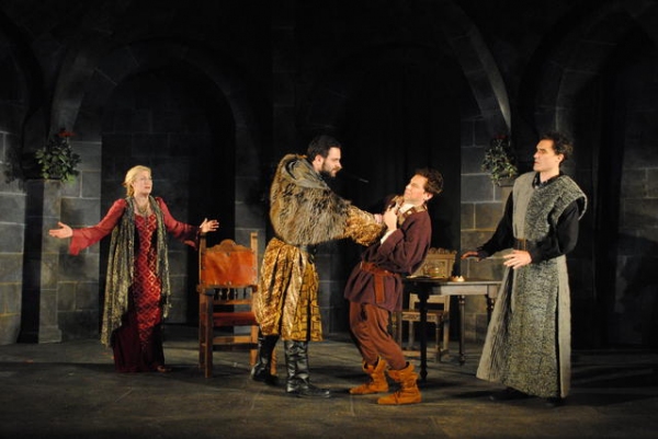 Photo Flash: First Look at Treat Williams and More in BTG's THE LION IN WINTER Image