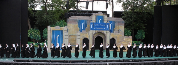 Photo Flash: First Look at Beth Leavel, Dee Hoty & More in NUNSENSE at the MUNY! 