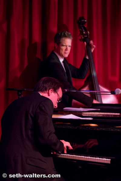 Photo Flash: Jim Caruso's Cast Party at Birdland Celebrates 10th Anniversary and New Portrait for Host Jim Caruso Image