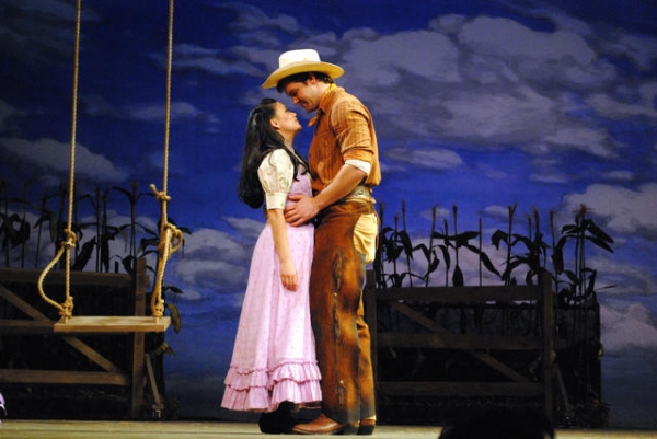 Photo Flash: First Look at Berkshire Theatre Group's OKLAHOMA! Image