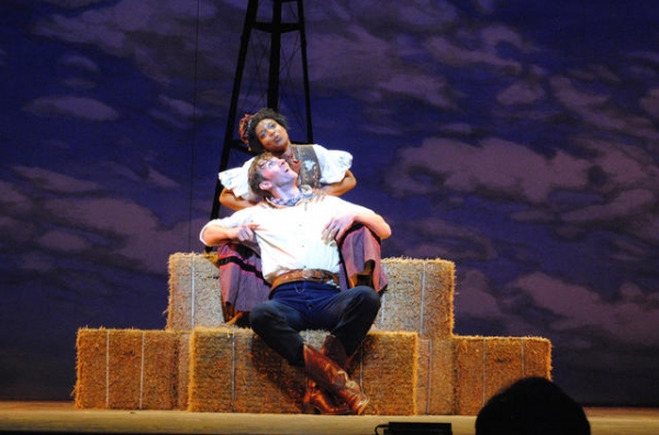 Photo Flash: First Look at Berkshire Theatre Group's OKLAHOMA! Image