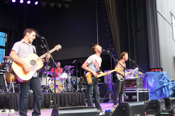 Photo Flash: Barenaked Ladies, Ben Folds Five and Guster on the 'Last Summer on Earth' Tour 
