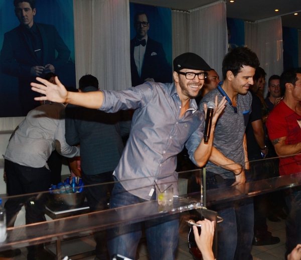 Donnie Wahlberg and Jordan Knight Photo