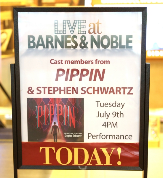 Photo Coverage: PIPPIN's Matthew James Thomas, Rachel Bay Jones & Patina Miller Perform at Barnes & Noble! Image