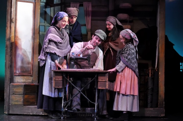 Photo Flash: First Look at Scott Wahle, Donna Sorbello and More in Reagle Music Theatre's FIDDLER ON THE ROOF Image