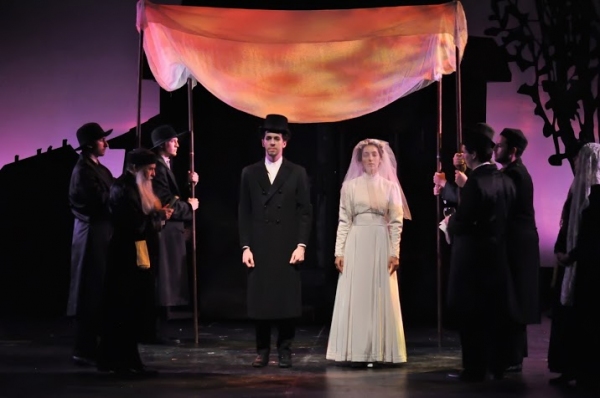 Photo Flash: First Look at Scott Wahle, Donna Sorbello and More in Reagle Music Theatre's FIDDLER ON THE ROOF Image