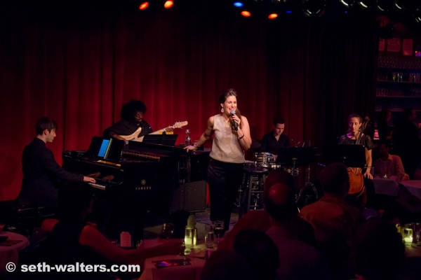 Photo Flash: Stephanie J. Block Takes Birdland's Stage! Image