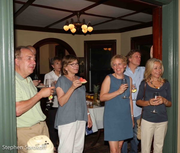 Photo Coverage: Liz & Ann Hampton Callaway Bring SIBLING REVELRY to MR. FINN'S CABARET Image