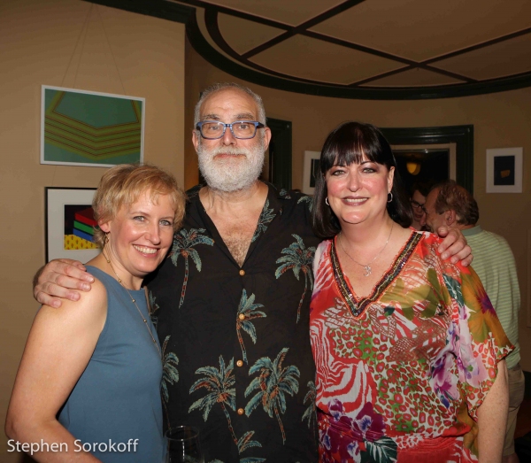 Photo Coverage: Liz & Ann Hampton Callaway Bring SIBLING REVELRY to MR. FINN'S CABARET Image