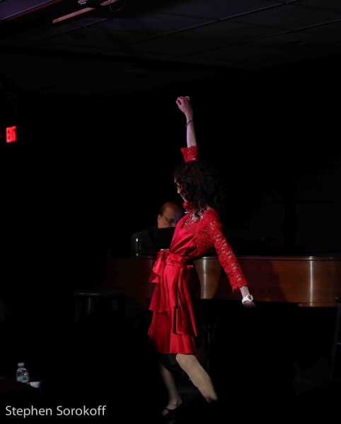 Photo Coverage: Amy Oestreicher Brings GUTLESS & GRATEFUL to MR. FINN'S CABARET Image